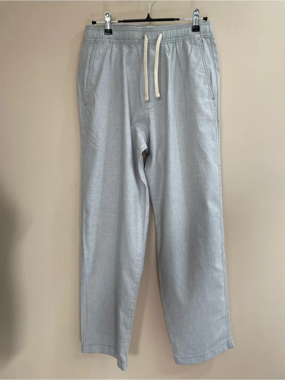 NWOT Hollister Men’s Loose Fit Light Gray Linen Blend Pants XS